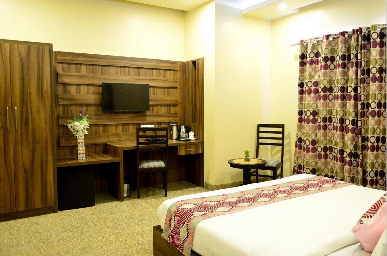 Hotel Neelam Paradise Jaipur Dış mekan fotoğraf